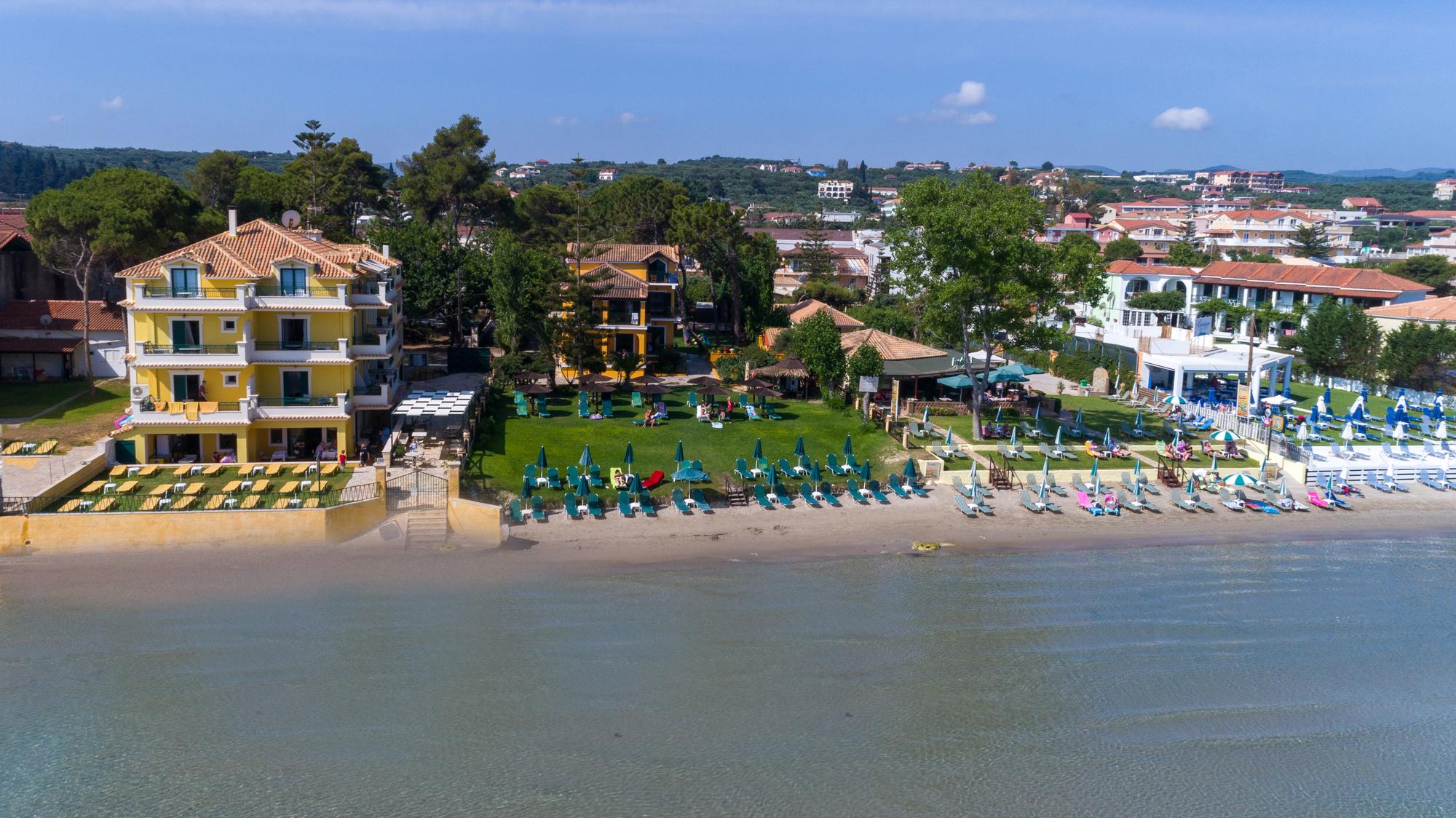 טסיליבי Andreolas Luxury Suites מראה חיצוני תמונה