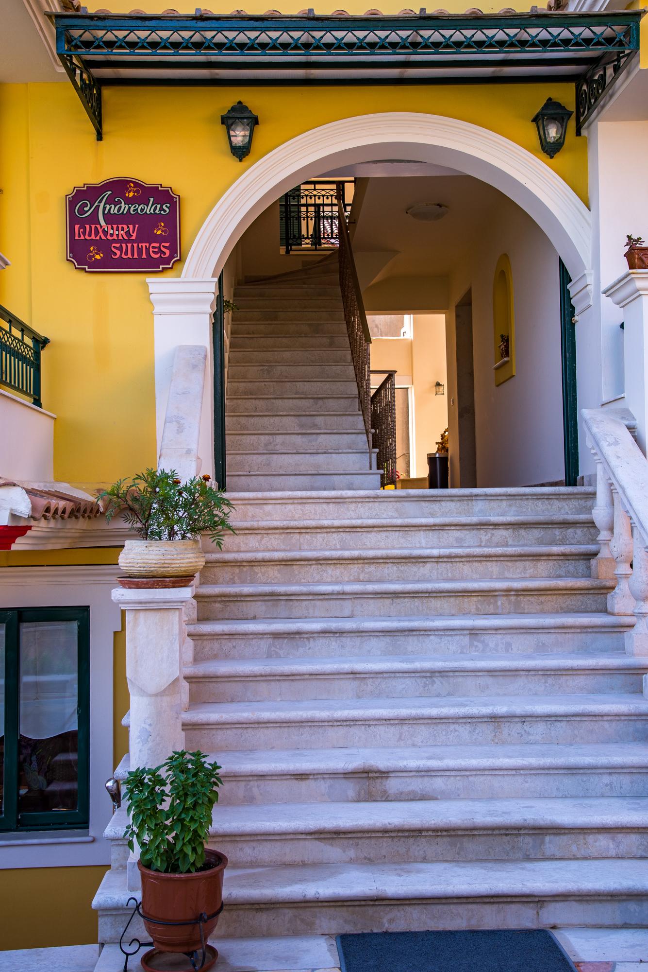טסיליבי Andreolas Luxury Suites מראה חיצוני תמונה
