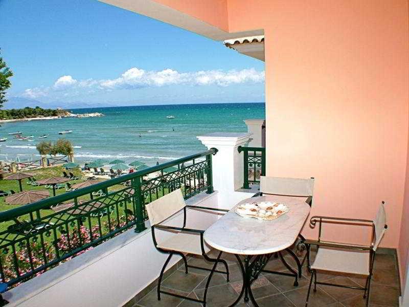 טסיליבי Andreolas Luxury Suites מראה חיצוני תמונה