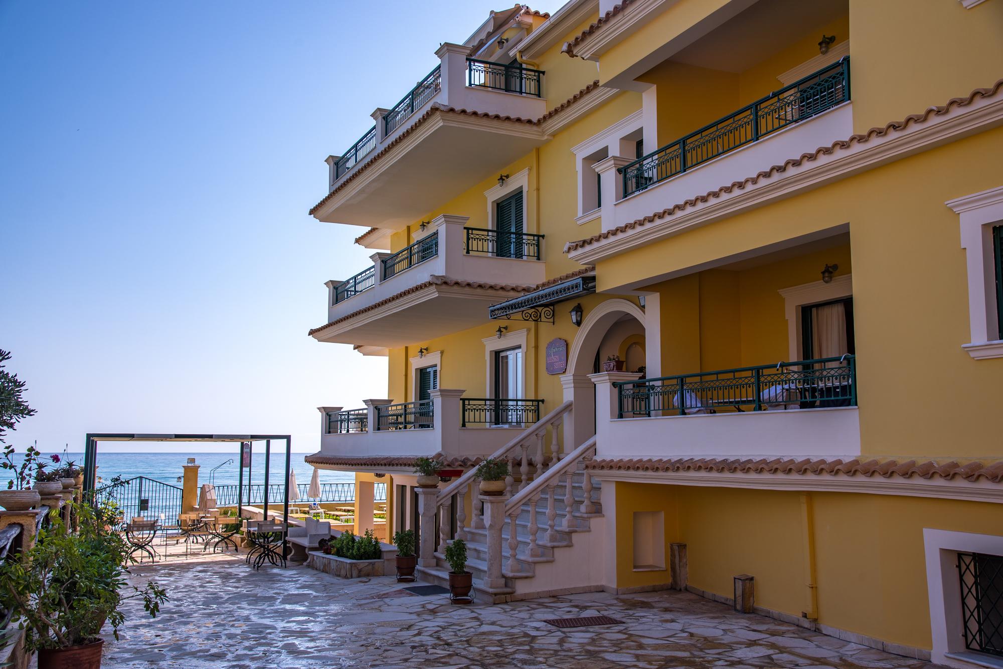 טסיליבי Andreolas Luxury Suites מראה חיצוני תמונה